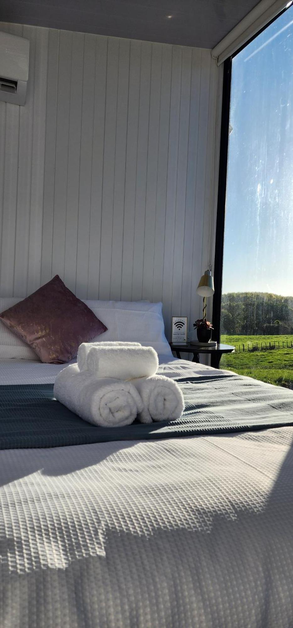 Cozy Cabin2 With Outdoor Bath At Dairy Flat Farm Waitoki Exterior foto